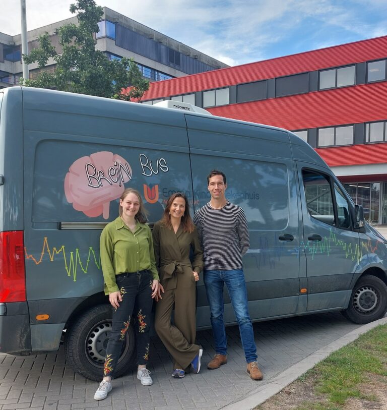Noa Ijdo , Corien de Groot-Eckhardt, Marsh Königs voor de Emma Brein Bus
